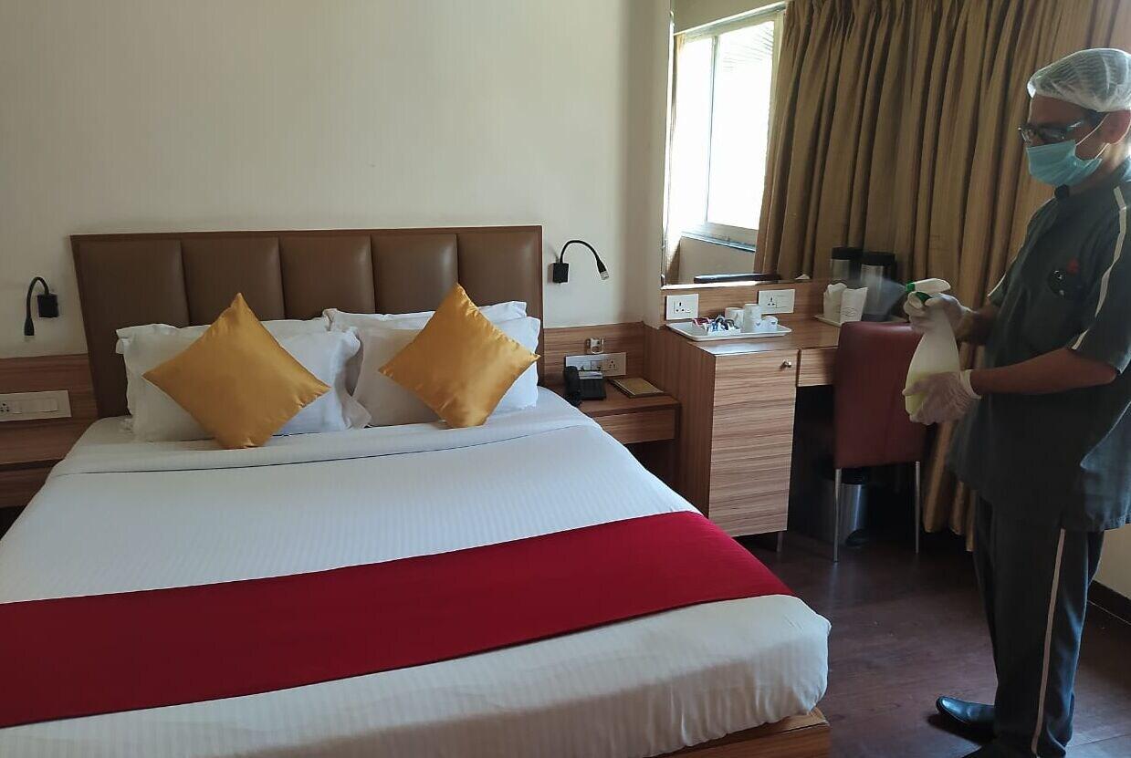 Hotel Plaza Mumbai Exterior foto
